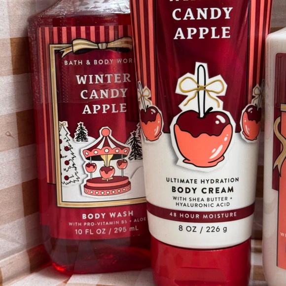 NEW B&BW Winter Candy Apple 4 pc set•body lotion, body wash, body cream & more - Picture 2 of 6